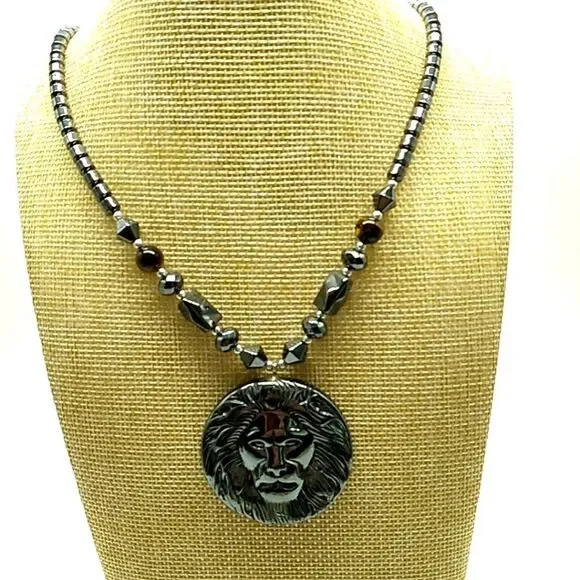 Men's/Unisex Hematite Beads & Lion's Head Pendant Necklace w/2 Cat's Eye Beads - Picture 3 of 14